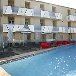 Langley Mediterranee Hotel