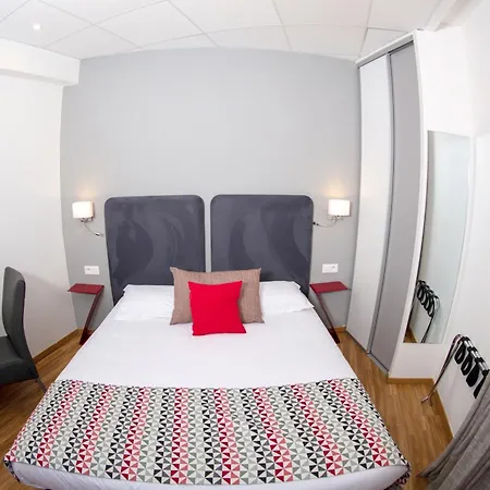 Hotell Mediterranee 3*