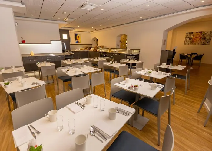 Hotell Mediterranee 3*