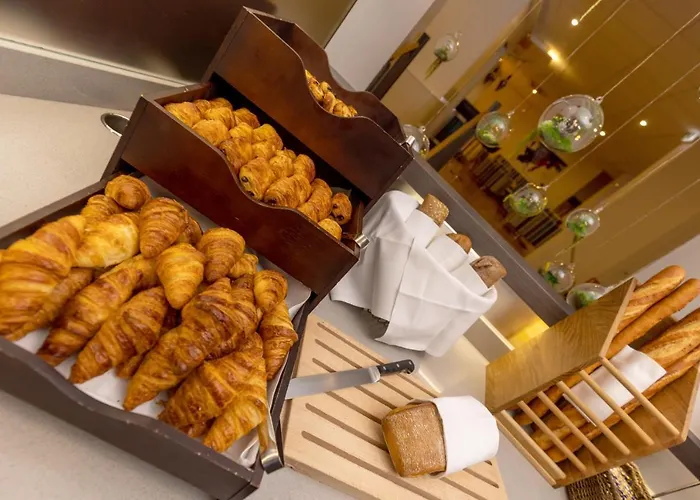 Mediterranee Hotell 3*