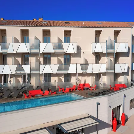 Mediterranee 3* Calvi (Corsica)