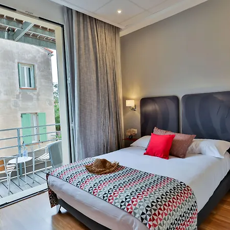 Hotel Méditerranée 3*