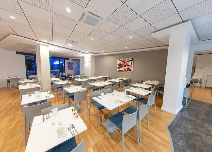 Hotel Mediterranee Calvi (Corsica)