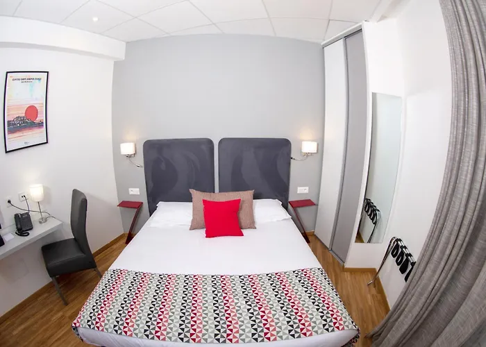 Hotel Mediterranee 3*