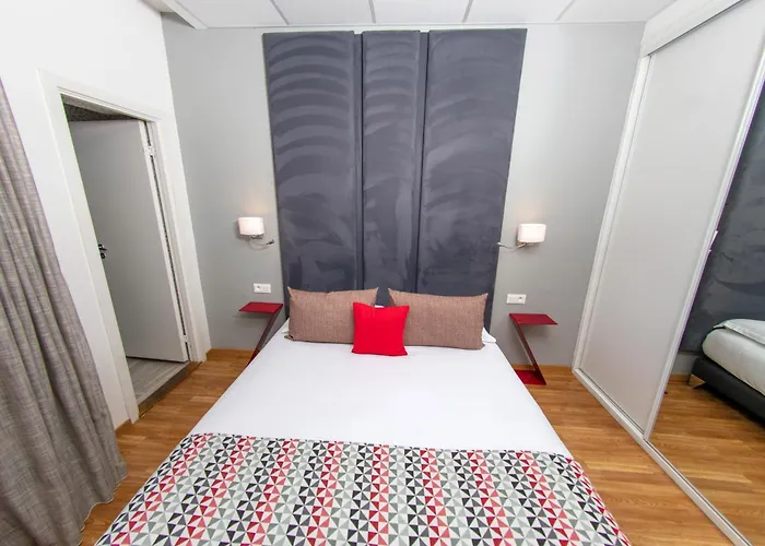 Hotel Mediterranee Calvi (Corsica)