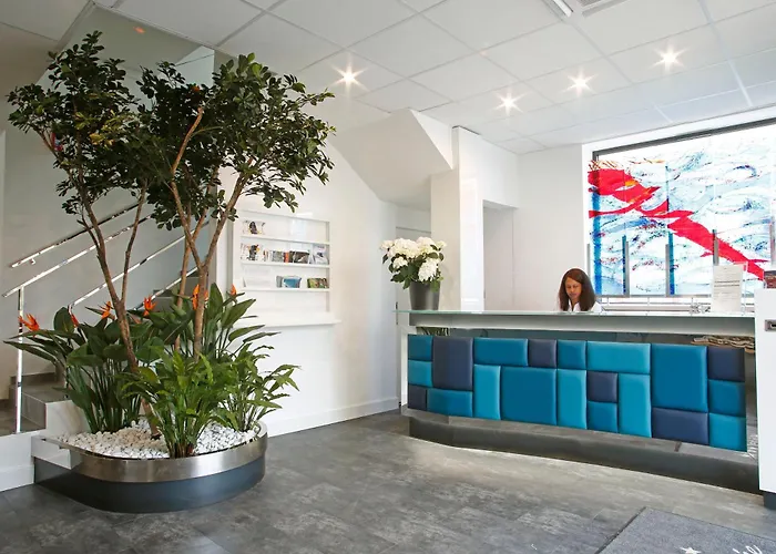 Mediterranee Hotel 3*