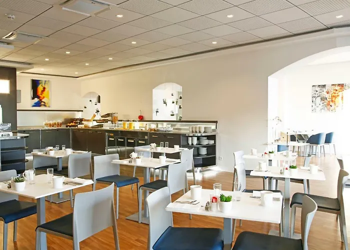 Hotel Mediterranee Calvi (Corsica)